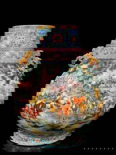 A piece of the Qing Dynasty Qianlong year of the hundred horses picture of the view of the amphora: Qing Dynasty Qianlong year of the hundred horses picture through the view of the amphora koi depicting gold blessing bucket SIZE: H:47.5cm Mouth D:17.8cm BellyD:38cm Bottom D:25.2cm (The
