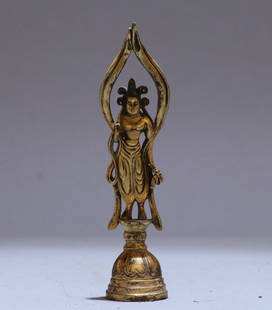 A bronze gilt Buddha statue of the Northern Wei Dynasty: Northern Wei Dynasty bronze gilt Buddha statue of the Northern Wei Dynasty SIZE: L:4cm H:16cm W:160g (The Dimensions Of All Batches Are Manually Measured.If You Need More Detailed Information, Please