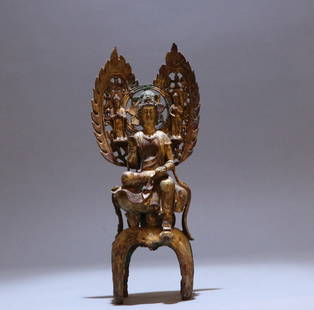 A bronze gilt Buddha statue of the Northern Wei Dynasty: Northern Wei Dynasty bronze gilt Buddha statue of the Northern Wei Dynasty SIZE: H:31cm L:12cm W:1723g (The Dimensions Of All Batches Are Manually Measured.If You Need More Detailed Information, Pleas