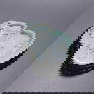 A piece of Qing Dynasty jade Fulu pen licking: Qing Dynasty jade Fulu pen licking SIZE: W:13.1×9.7cm W:201.7g (The Dimensions Of All Batches Are Manually Measured.If You Need More Detailed Information, Please Contact Our Customer Service Before B