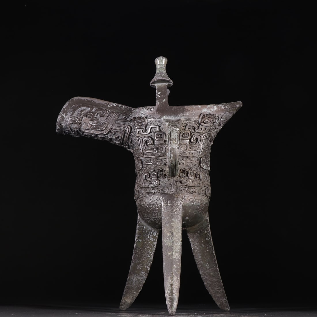 A bronze phoenix chiper cup (1 of 9)