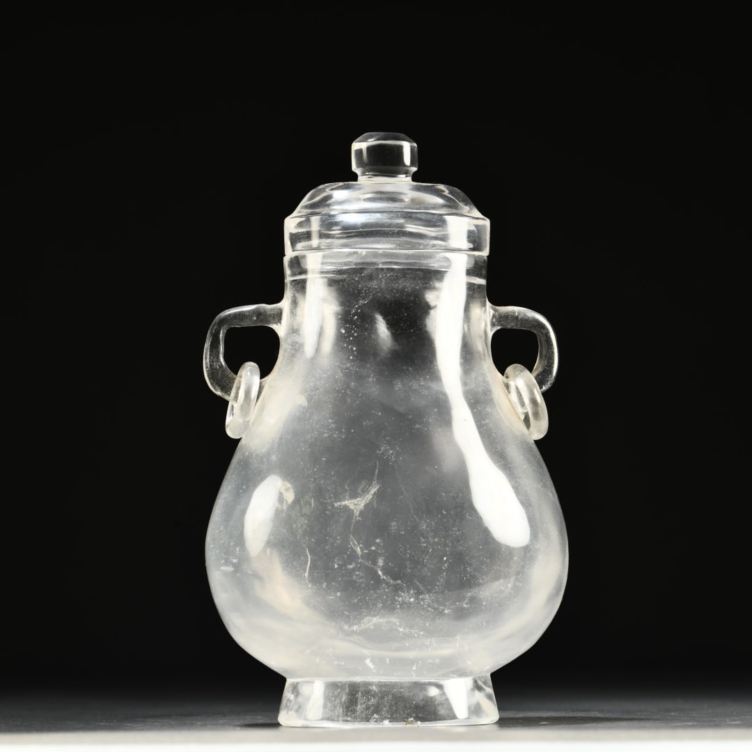 A white crystal amphora with a loop-capped bottle from the Qing Dynasty: Qing Dynasty white crystal amphora ring cap bottle SIZE: H:15.3cm Ear distance:9cm W:350g (The Dimensions Of All Batches Are Manually Measured.If You Need More Detailed Information, Please Contact Our