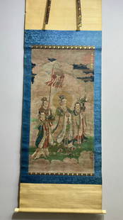 A Bodhi Tree Deity on silk: The Bodhi Tree Deity Heaven is on silk SIZE: 50x94cm (The Dimensions Of All Batches Are Manually Measured.If You Need More Detailed Information, Please Contact Our Customer Service Before Bidding.)
