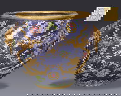 A piece of Qing Dynasty precision casting copper cloisonné cloisonné enamel double dragon play: Qing Dynasty Precision Casting Copper Cloisonné Enamel Double Dragon Play Bead Pattern Shop First Ear Vat [Style] Large Qing Dynasty Qianlong Year System [Details] This copper tire cloisonné enamel