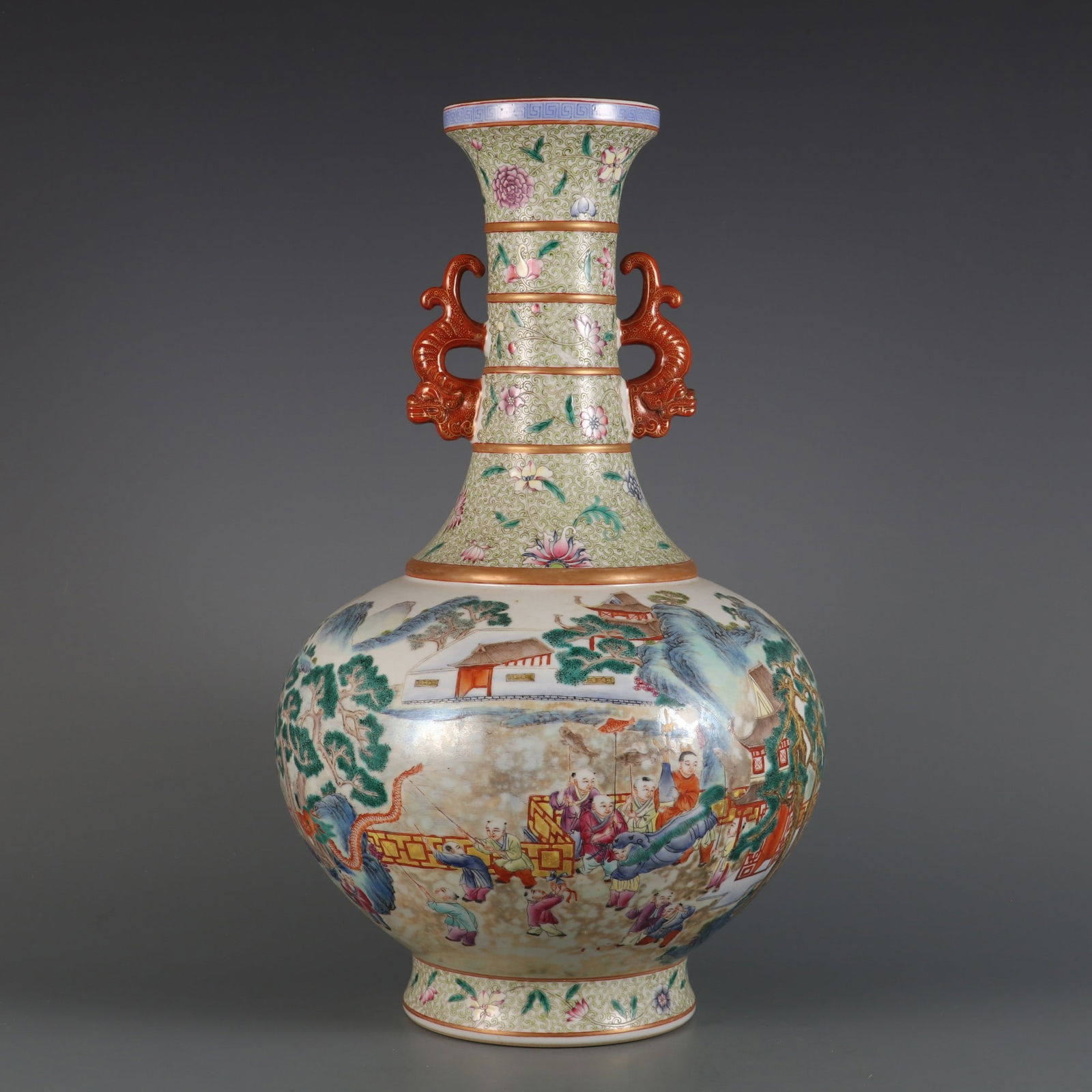 A pastel hundred children made in the Qianlong period of the Qing Dynasty amphora: Qing Dynasty Qianlong year pastel hundred children picture amphora appreciation vase Size: H:39.8cm Belly D:23cm Mouth D:9.5cm (The Dimensions Of All Batches Are Manually Measured.If You Need More Det