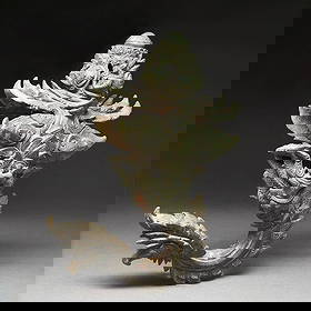 A fine Khmer 12th-13th century Bayon Bayon style Palanquinhook bronze hook: Exquisite Khmer 12th-13th century Bayon Bayon style Palanquinhook bronze hook