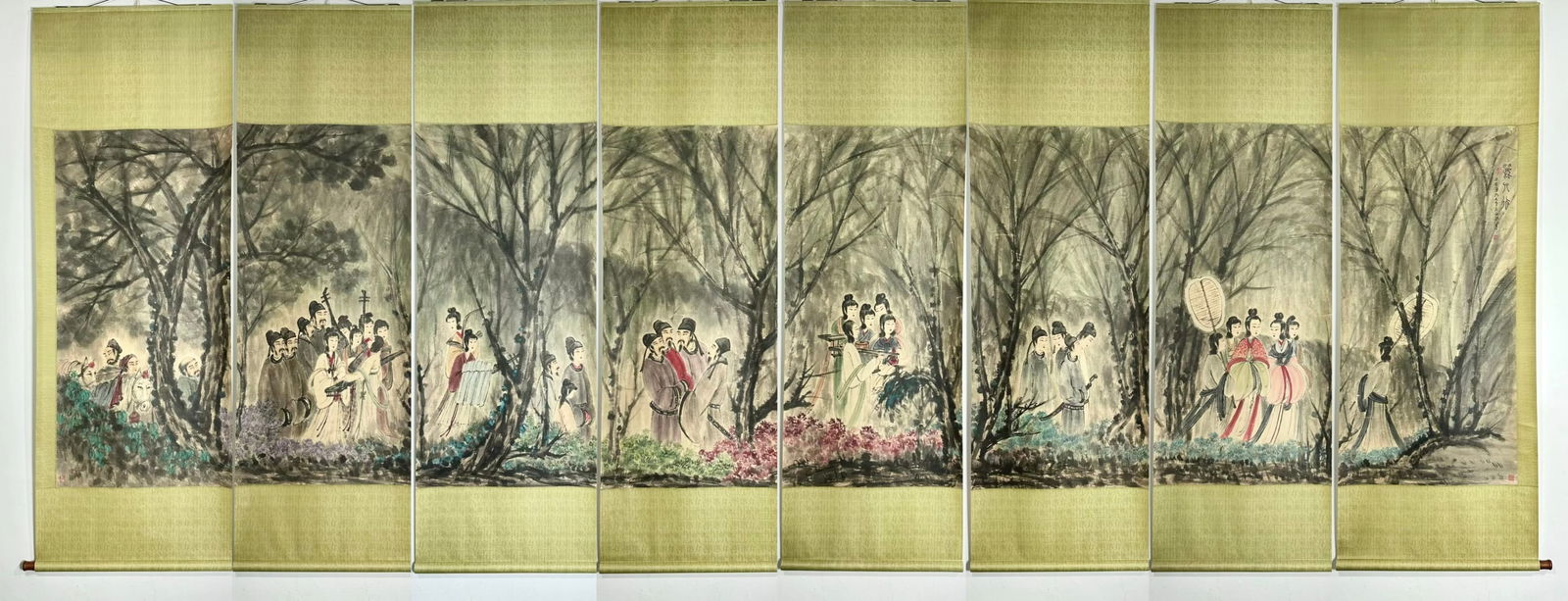 A piece of Fu Baoshi's beauty: Fu Baoshi's beauty walkPainting coresize:size:564x38cmsize:580x215cm(The Dimensions Of All Batches Are Manually Measured.If You Need More Detailed Information, Please Contact Our Customer Service Befo