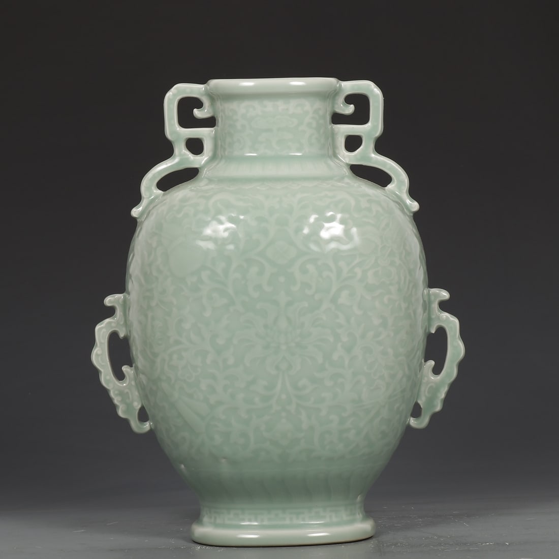 A pink blue glaze eight-treasure entwined lotus pattern flat bottle made in the Qianlong period of (1 of 8)