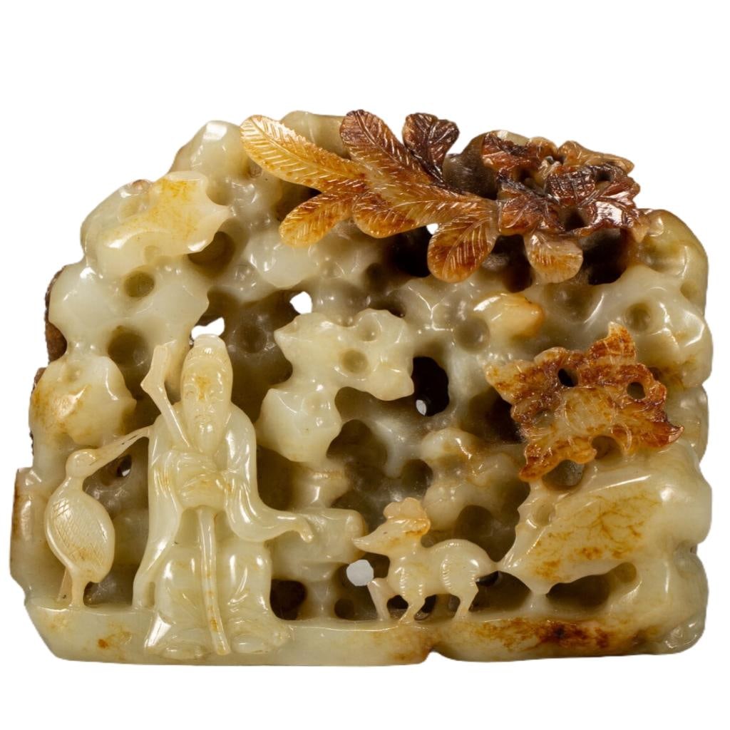 A piece of exquisite Hetian jade tiles: Exquisite Hetian jade tiles Size:L:10cm W:3cm H:8cm W:300g (The Dimensions Of All Batches Are Manually Measured.If You Need More Detailed Information, Please Contact Our Customer Service Before Biddin