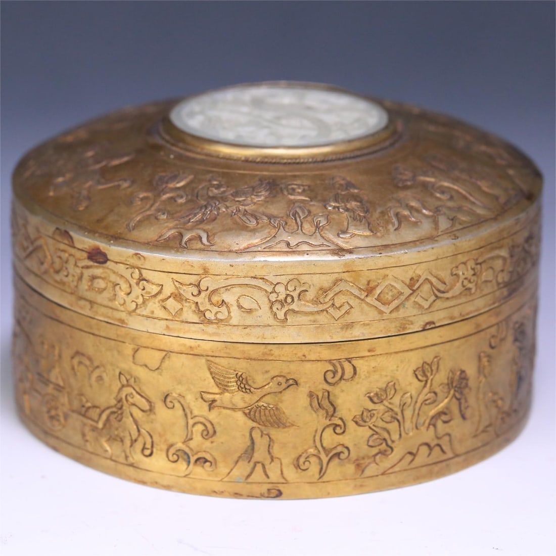A beautiful copper gilt inlaid Hetian jade figure beast and bird pattern lid box (1 of 9)