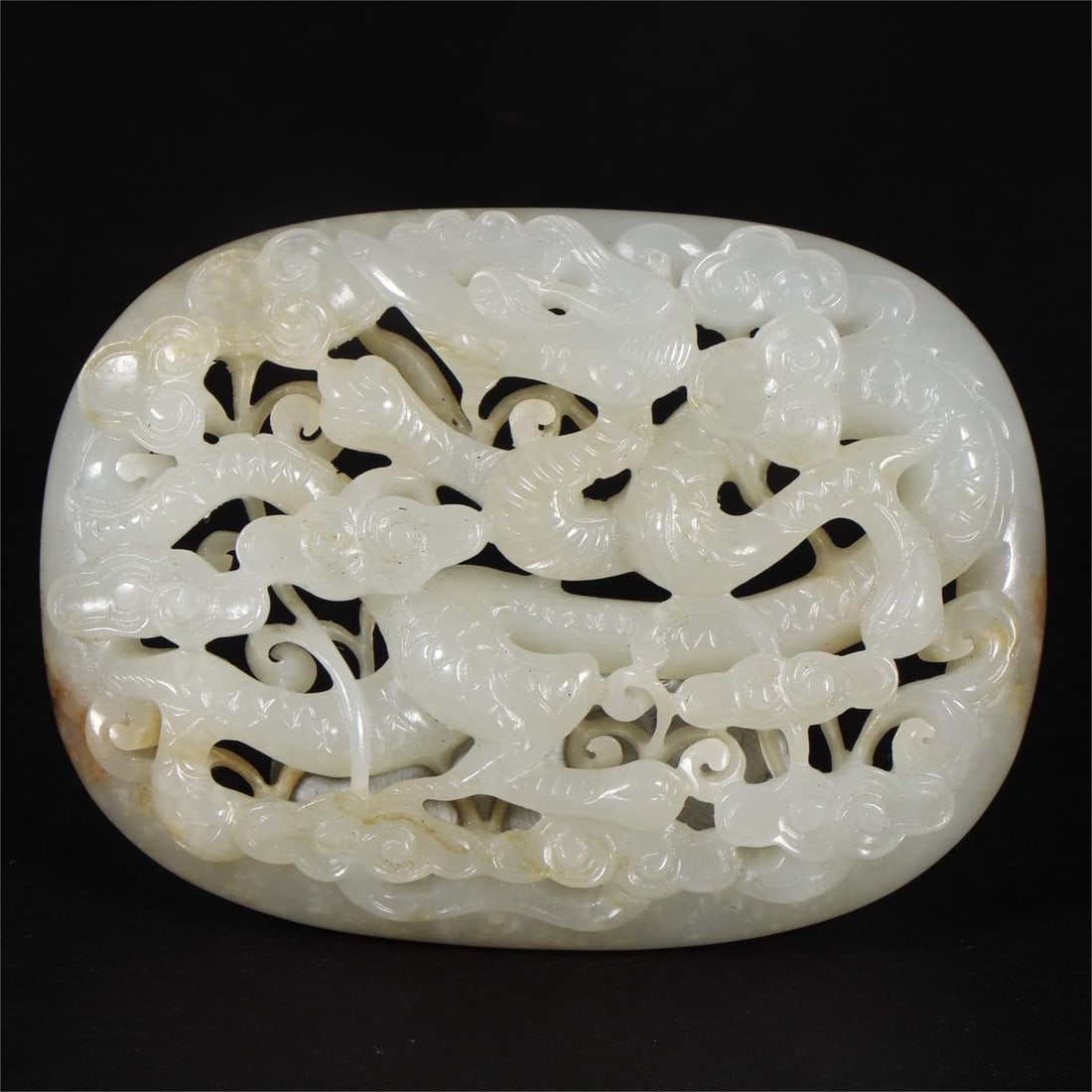 A Ming Hetian jade seed material dragon pattern tile: Ming Hetian jade seed material dragon pattern tile SIZE: L:8.1cm W:6cm T:1.4cm W:75g (The Dimensions Of All Batches Are Manually Measured.If You Need More Detailed Information, Please Contact Our Cust