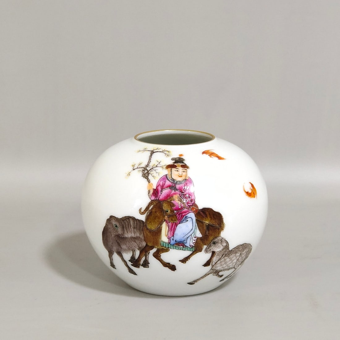 A water bowl with a poem inscribed by the three sheeps of the Qing Dynasty Yongzheng (1 of 8)