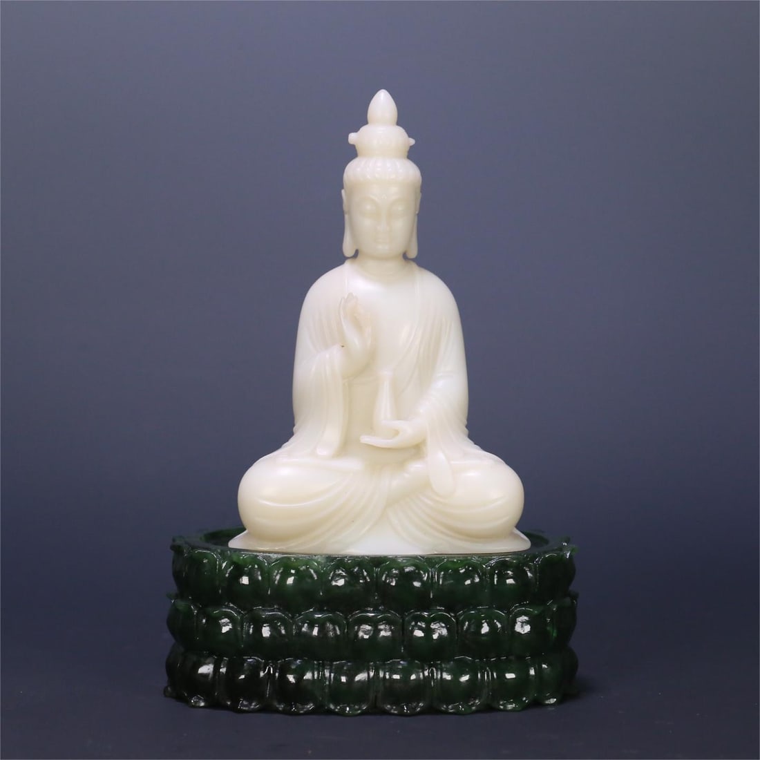 A Hetian jade Buddha statue with a jasper lotus base: Hetian jade Buddha statue with jasper lotus base SIZE: 16.5x11.2x7cm W:1019.2g (The Dimensions Of All Batches Are Manually Measured.If You Need More Detailed Information, Please Contact Our Customer S