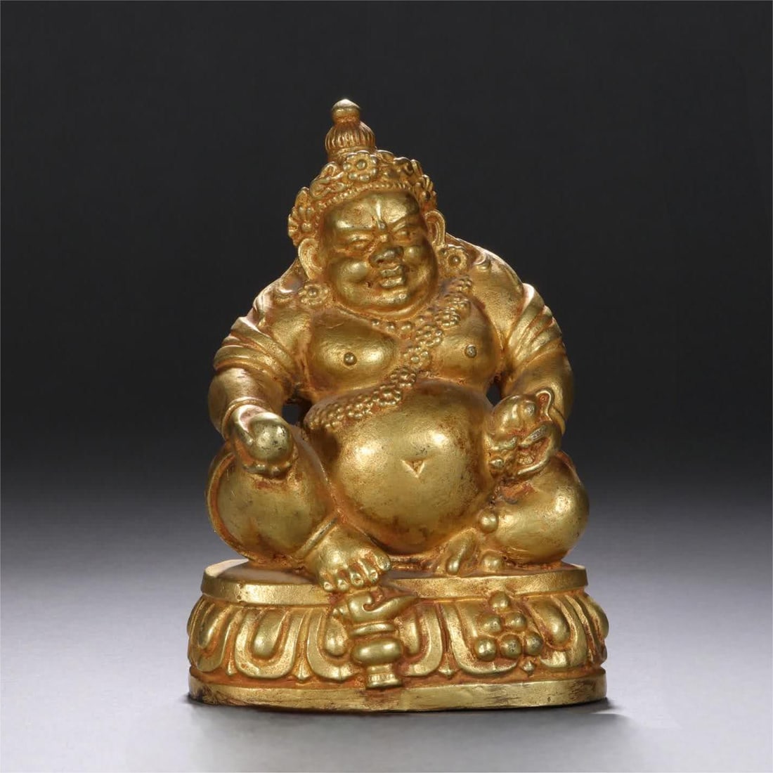 A statue of the Qing Dynasty bronze gilt god of wealth (1 of 10)