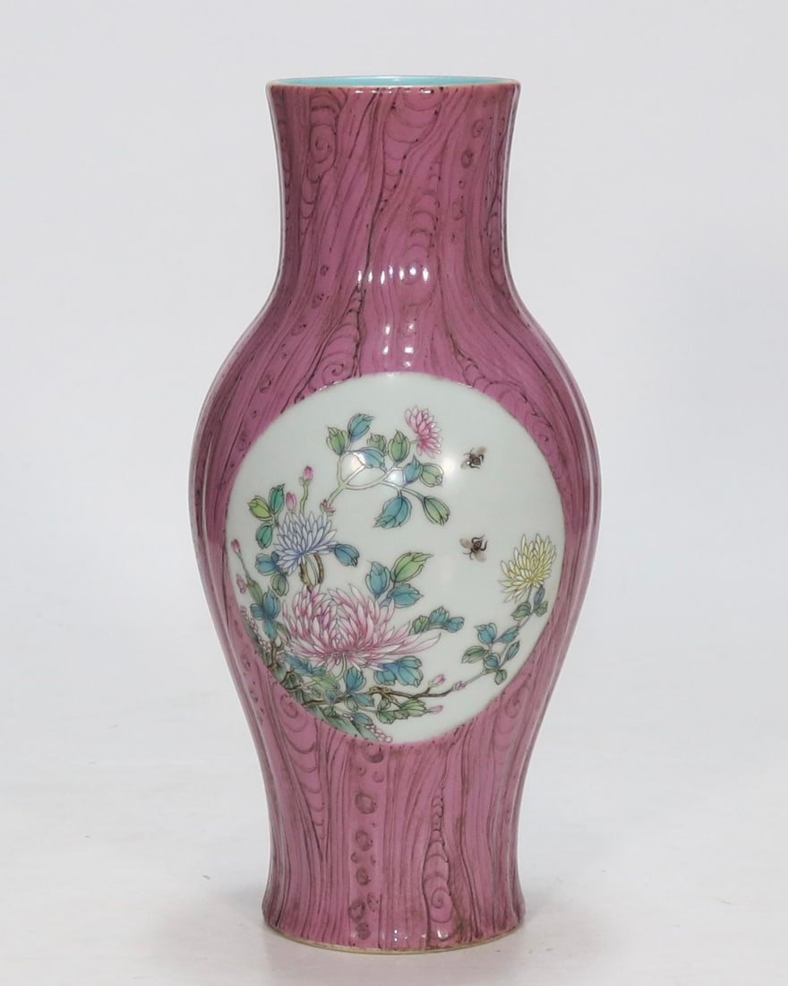 An olive bottle of Qing Dynasty Qianlong enamel color bionic tree pattern window flower picture: Qing Dynasty Qianlong year enamel color bionic tree pattern window opening flower picture olive vase SIZE: H:28cm mouthD:8cm (The Dimensions Of All Batches Are Manually Measured.If You Need More Detai
