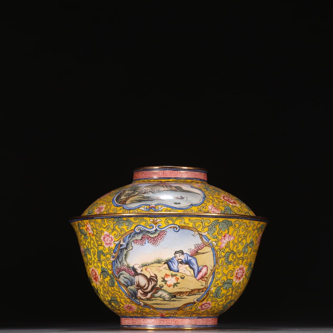 A Qing Dynasty copper gilt painting enamel window opening character story tea bowl: Qing Dynasty copper gilt painting enamel window story tea bowl SIZE: H:9.2cm W:11cm W:328g (The Dimensions Of All Batches Are Manually Measured.If You Need More Detailed Information, Please Contact Ou