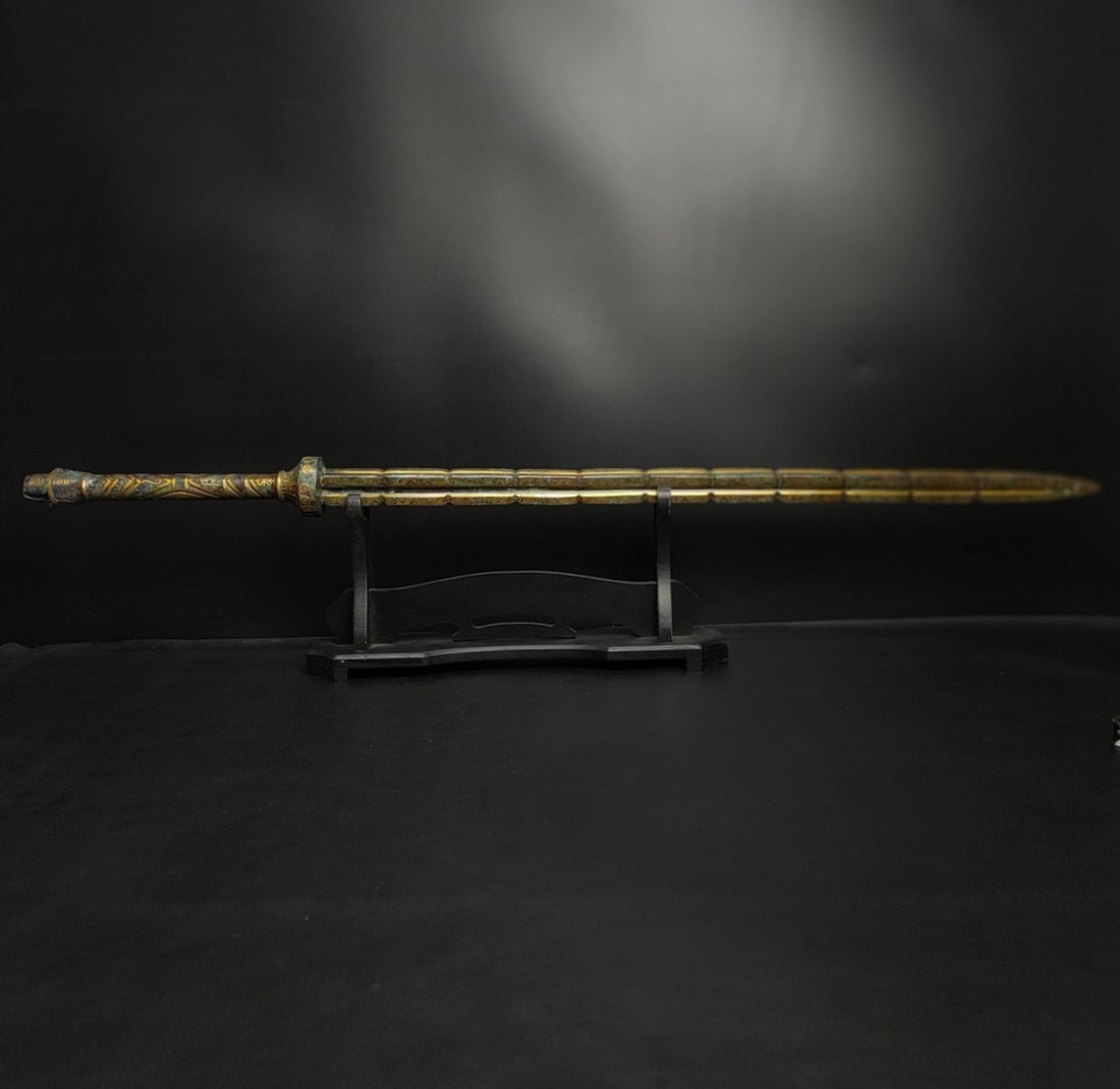 Bronze and gold gods in the Warring States period (1 of 9)