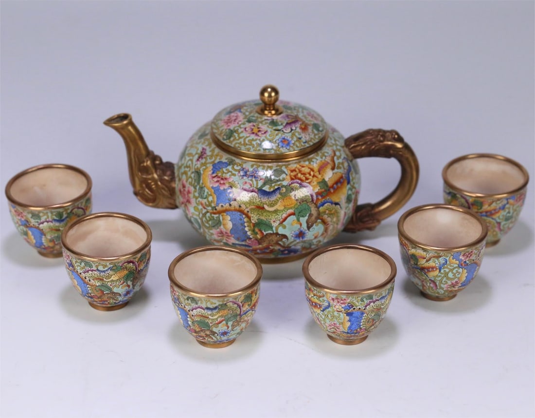 Exquisite copper tire painting enamel pot cup tea set: Exquisite copper tire painting enamel pot cup tea set Size:Kettle:15.5x9x8cm Glass:3.7x4.2cm W:58.2g (The Dimensions Of All Batches Are Manually Measured.If You Need More Detailed Information, Please