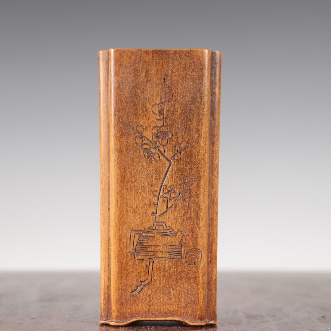 A Qing Dynasty Lingbi stone horse to success: Qing Dynasty Lingbi stone horse to success SIZE: 6.3x4.1x13.8cm W:113g (The Dimensions Of All Batches Are Manually Measured.If You Need More Detailed Information, Please Contact Our Customer Service B