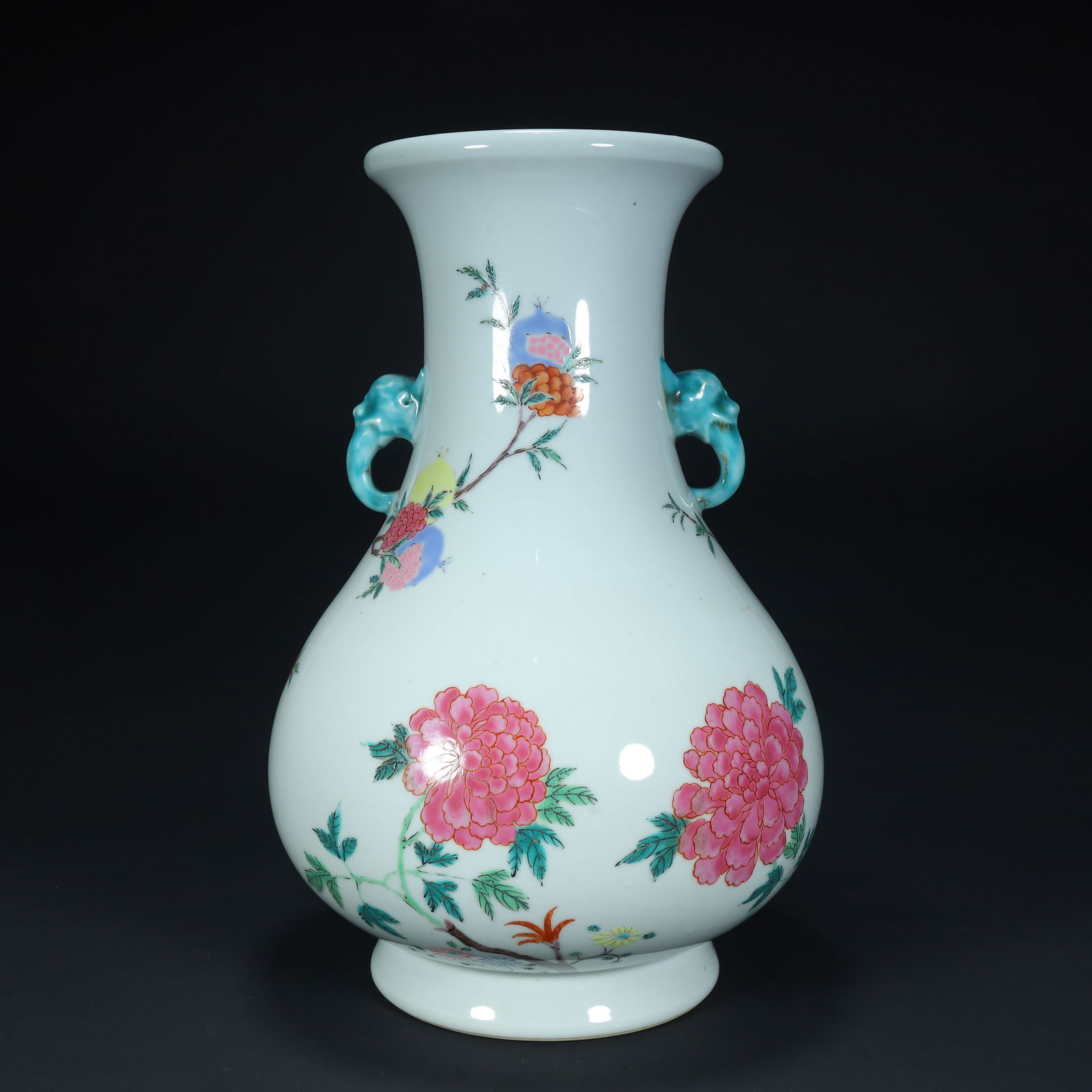 Qing Dynasty pastel "flowers bloom and rich" elephant ear appreciation bottle,: Qing Dynasty pastel "flowers bloom and rich" elephant ear appreciation bottle, SIZE: Height 34cm Length 20cm Width 20cm Weight 3.3kg (The Dimensions Of All Batches Are Manually Measured.If You