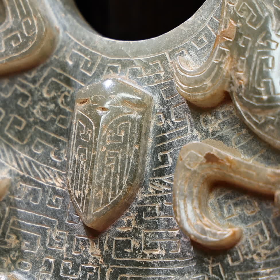 A Han Dynasty cicada pattern jade - 3