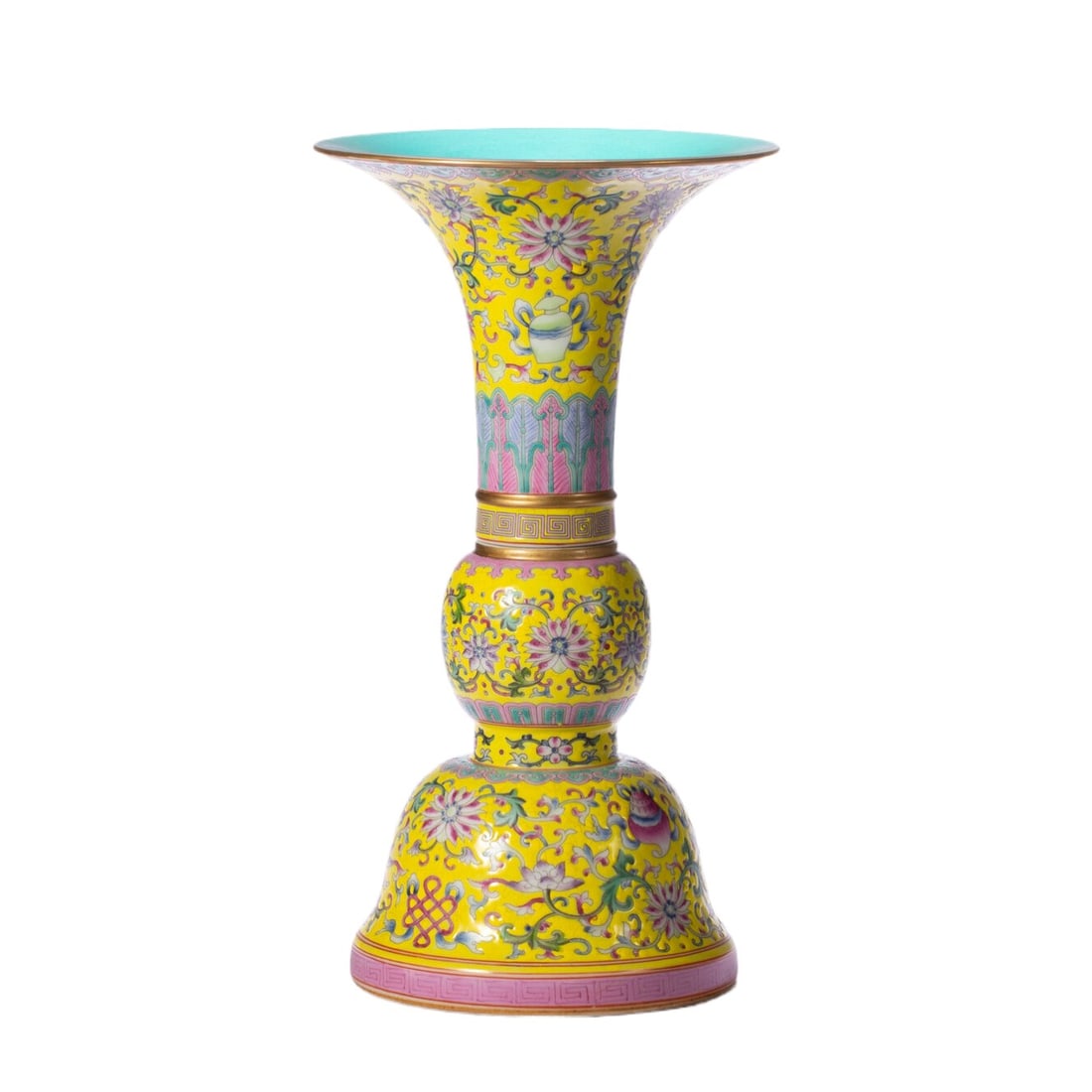 A Qing Dynasty yellow background pastel flower cup: Qing Dynasty yellow background pastel flower cup SIZE: L:17cm W:17cm H:31cm W:1430g (The Dimensions Of All Batches Are Manually Measured.If You Need More Detailed Information, Please Contact