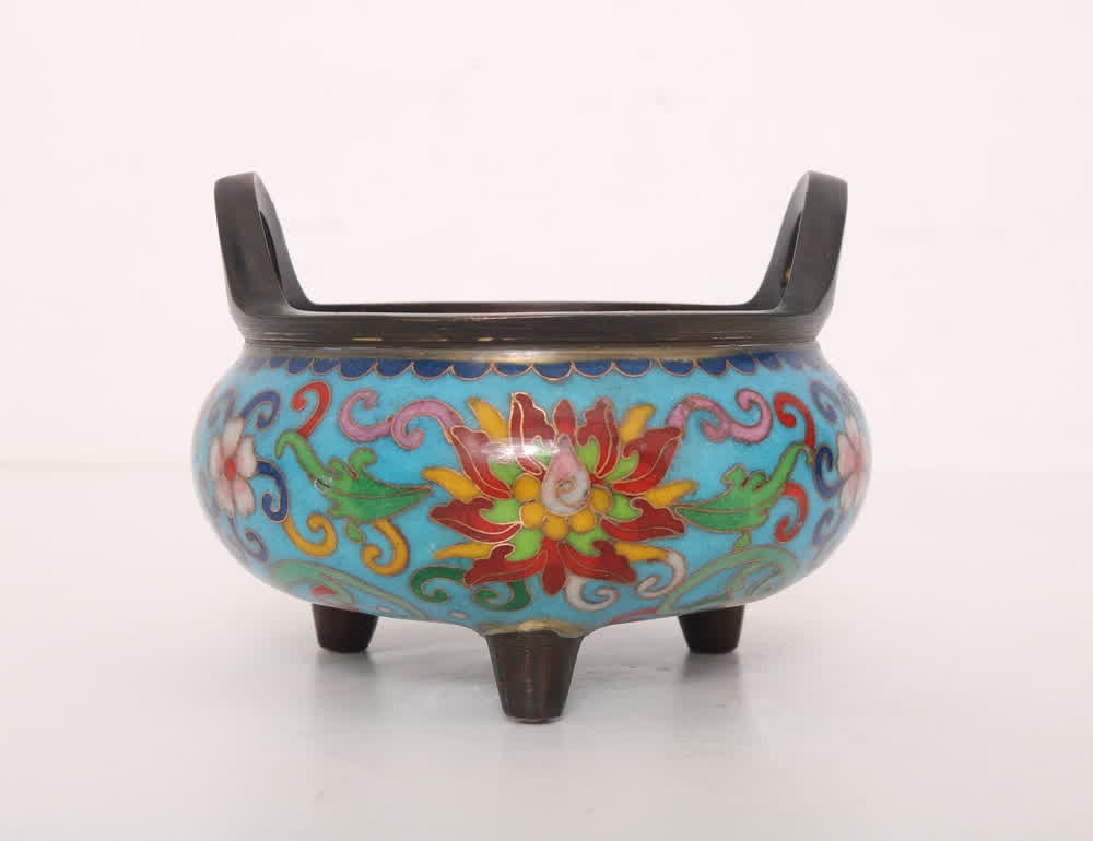 A piece of Qing Dynasty cloisonné ear flush: Qing Dynasty cloisonné ear flush SIZE: H: 10x12cm W: Approx. 760g (The Dimensions Of All Batches Are Manually Measured.If You Need More Detailed Information, Please Contact Our Customer Service