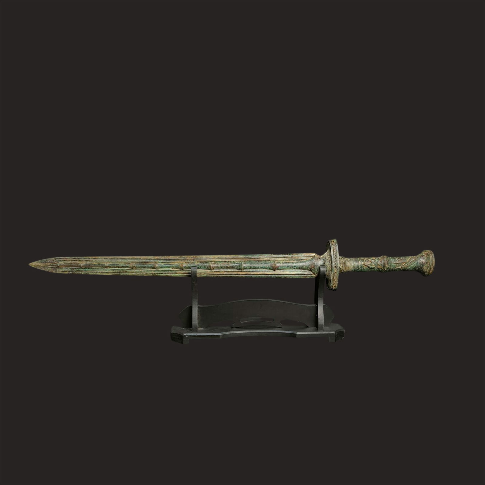 A Warring States bronze bamboo sword (1 of 9)