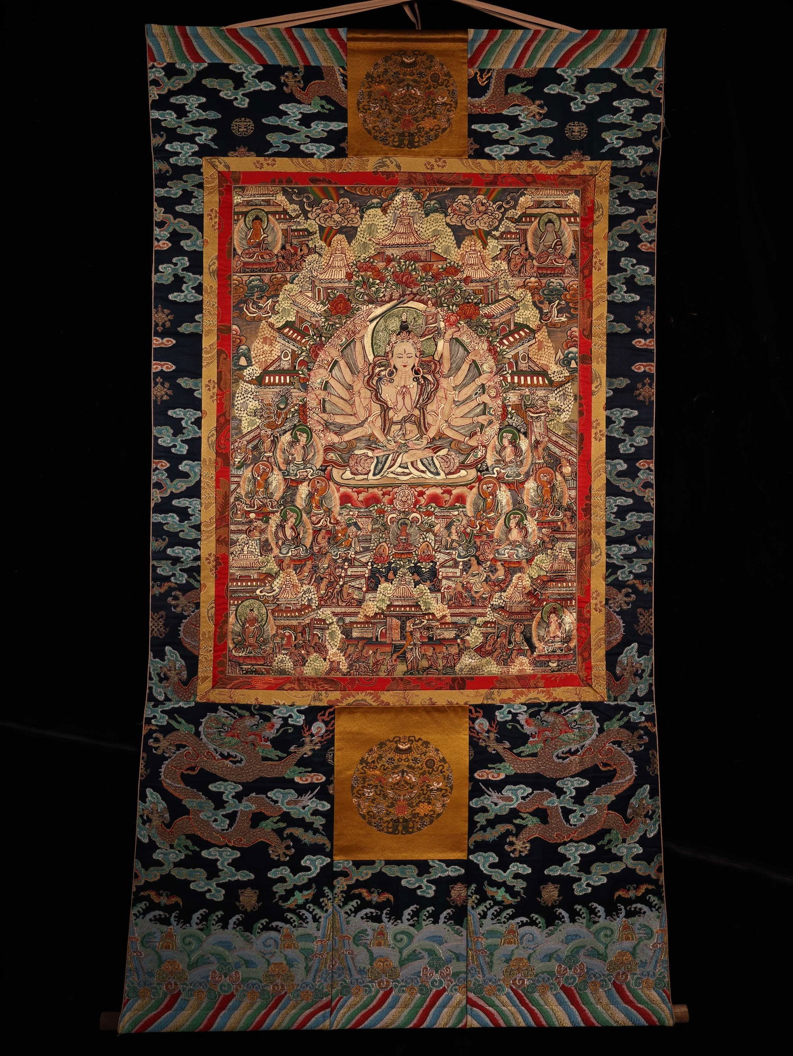 A Ming Dynasty thangka "Zhunti Buddha Mother": Ming Dynasty thangka "Junti Buddha Mother" SIZE: H: 1.5m W: 80cm (The Dimensions Of All Batches Are Manually Measured.If You Need More Detailed Information, Please Contact Our Customer Service Before