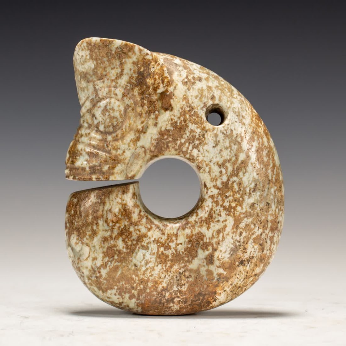 A piece of ancient jade pig dragon (1 of 6)