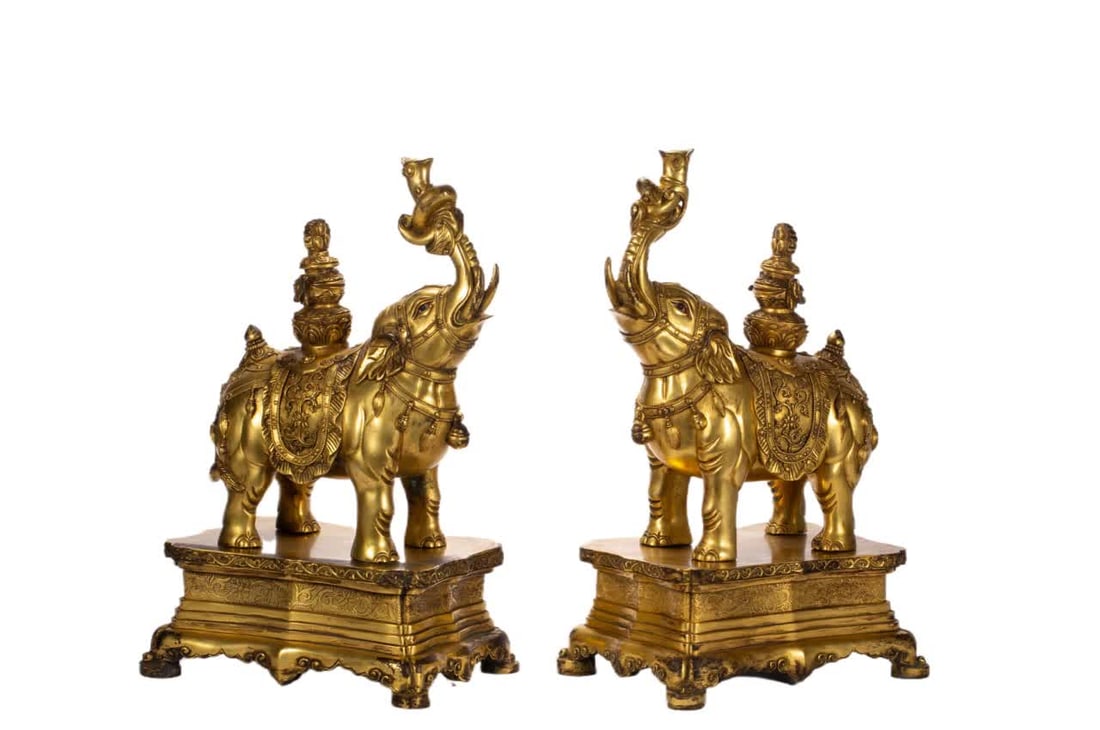 A pair of copper gilt in the Qing Dynasty has a peaceful image: A pair of images of copper gilt in the Qing Dynasty SIZE: L:21cm W:16cm H:38cm W:16250g (The Dimensions Of All Batches Are Manually Measured.If You Need More Detailed Information, Please