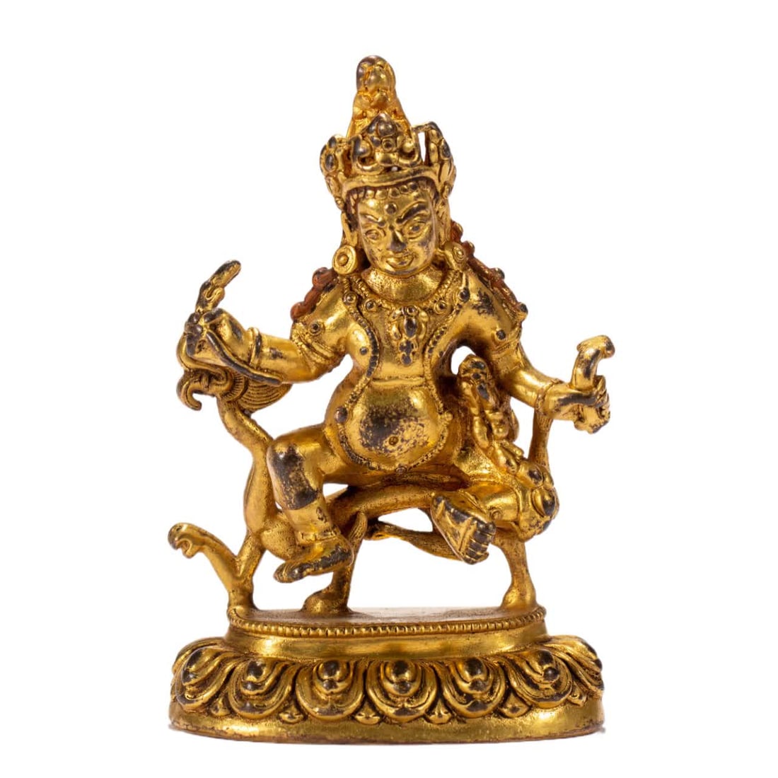 A bronze gilt Buddha statue of the Qing Dynasty: Qing Dynasty copper gilt Buddha statue SIZE: L:6.5cm W:3.8cm H:10.5cm W:260g (The Dimensions Of All Batches Are Manually Measured.If You Need More Detailed Information, Please Contact Our