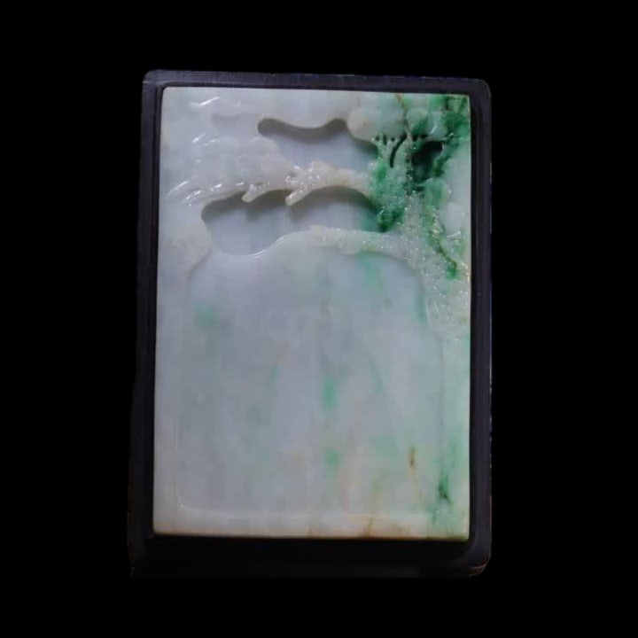 A piece of pine crane longevity jade inkstone|: This inkstone is made of jade jadeite material, the texture is fine and crystal clear, beautiful and moving, and the jade material is the best choice for grinding cinnabar. The front is framed, the