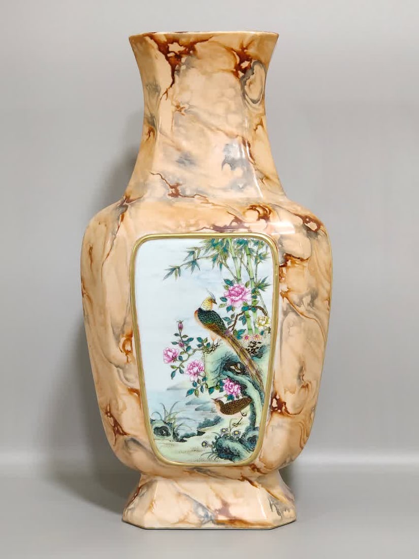 A Qing Dynasty Qianlong stone pattern glazed window flower and bird octagonal bottle (1 of 9)