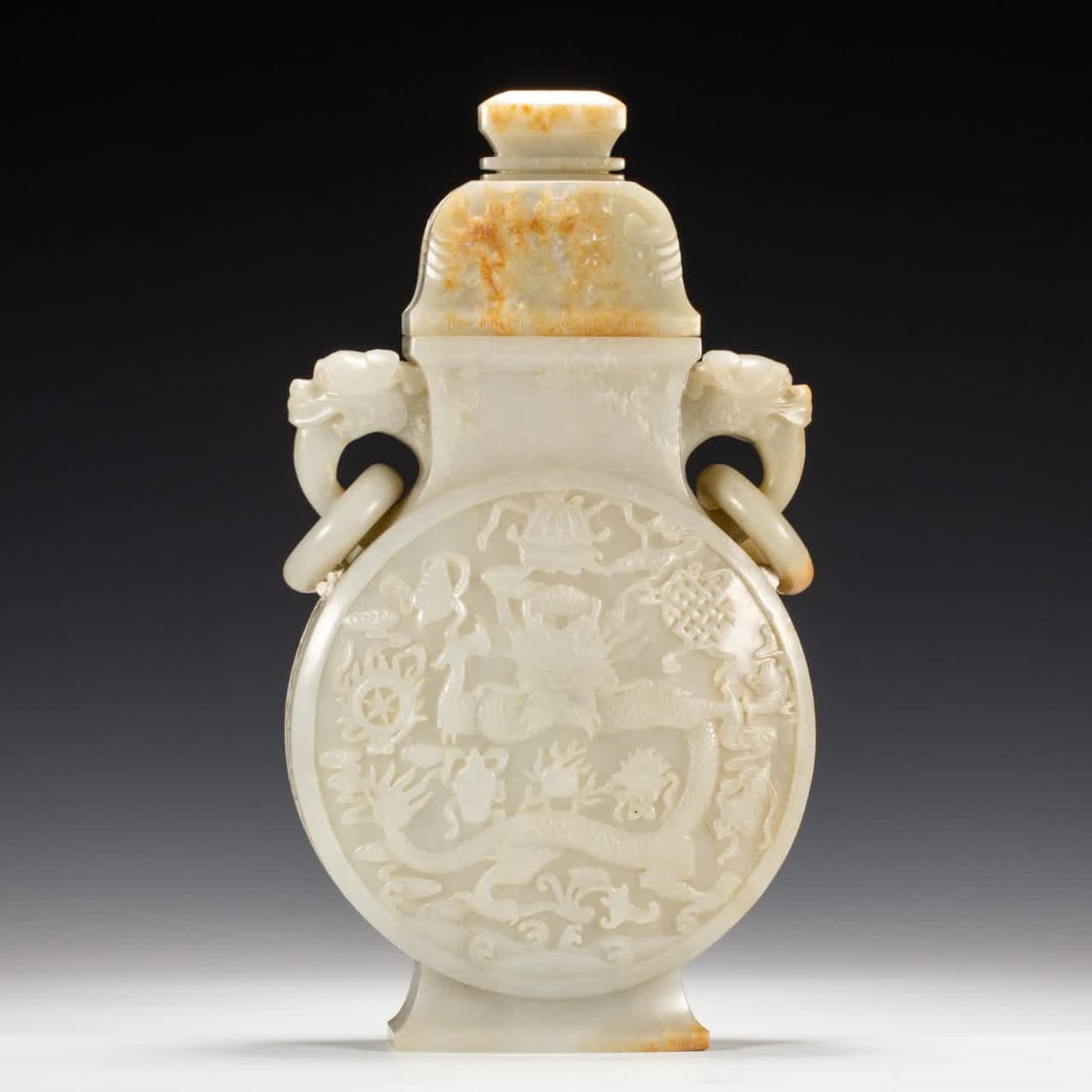 A Qing Dynasty Hetian jade dragon pattern vase (1 of 9)