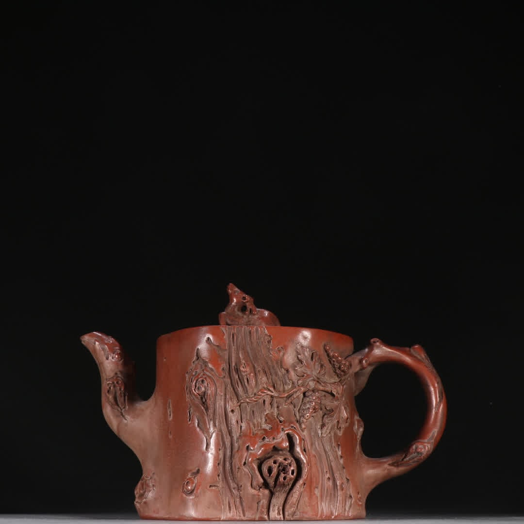 A Chen Mingyuan purple sand deer button stump-shaped teapot (1 of 9)
