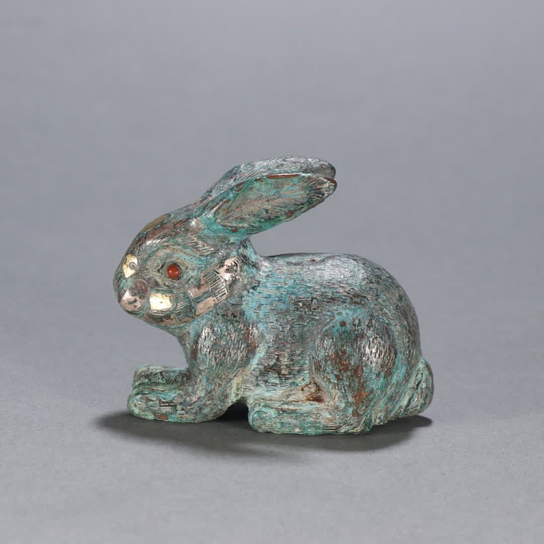 A Han Dynasty copper cuo gold and silver rabbit carving (1 of 9)