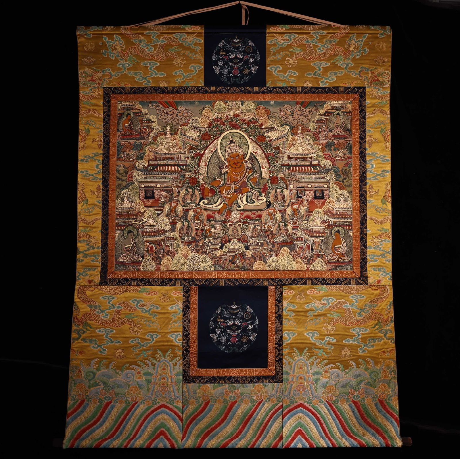 A Ming Dynasty thangka "Yellow God of Wealth": Ming Dynasty thangka "Yellow God of Wealth" SIZE: H: 1.2m W: 100cm Leather core H: 60cm W: 89cm (The Dimensions Of All Batches Are Manually Measured.If You Need More Detailed Information, Please Conta