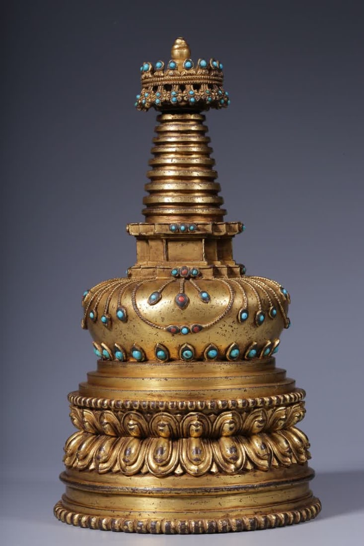 A piece of Qing Dynasty copper gilt inlaid Baogadang pagoda (1 of 9)