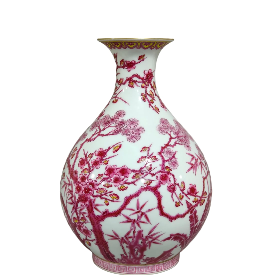 A Qing Dynasty Yongzheng agate red year cold three friends pine bamboo plum jade pot spring vase (1 of 8)