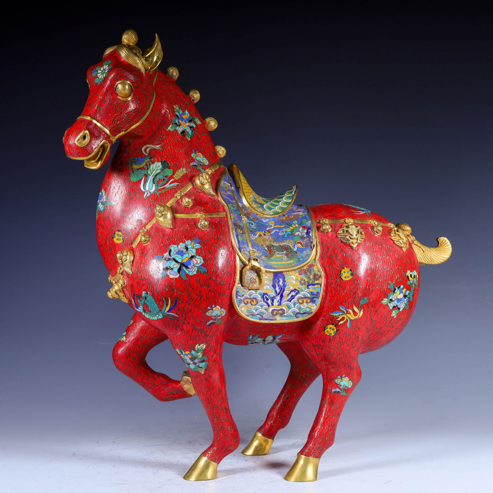 A cloisonn é cloisonn é enamel Tang horse ornament from the Qing Dynasty (1 of 10)