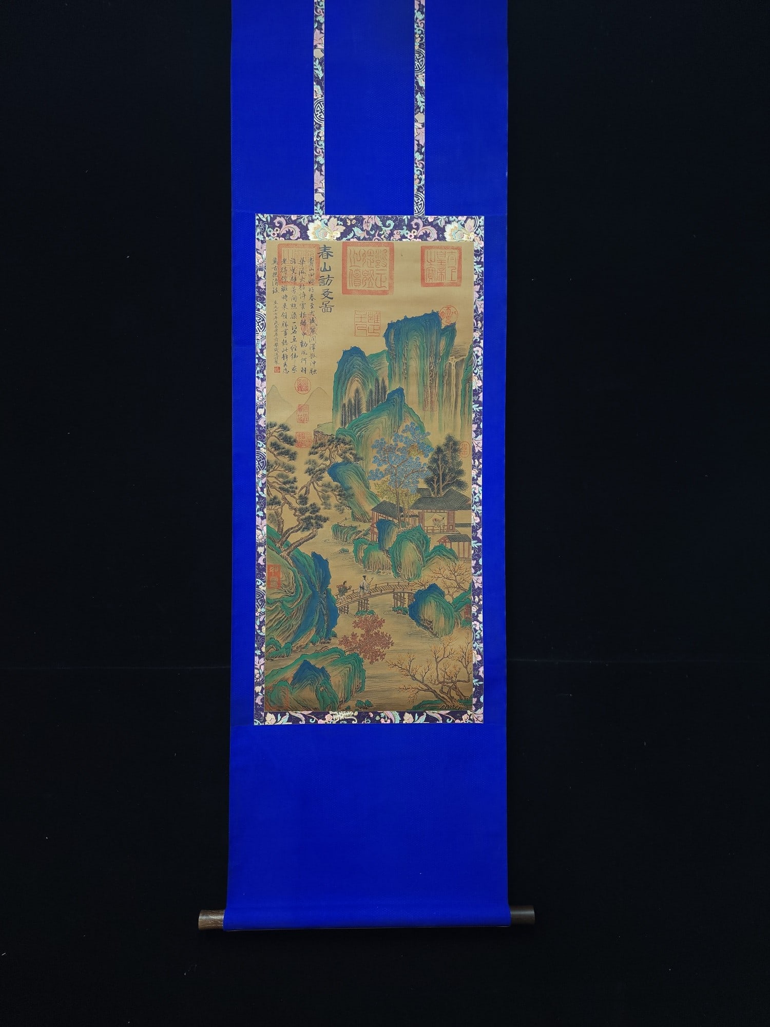 A silk green landscape selected by Qian Xuan in the Yuan Dynasty: Yuan Dynasty Qian Xuan's silk book green landscape Size:Painting core95×42cm (The Dimensions Of All Batches Are Manually Measured.If You Need More Detailed Information, Please Contact Our Customer Se