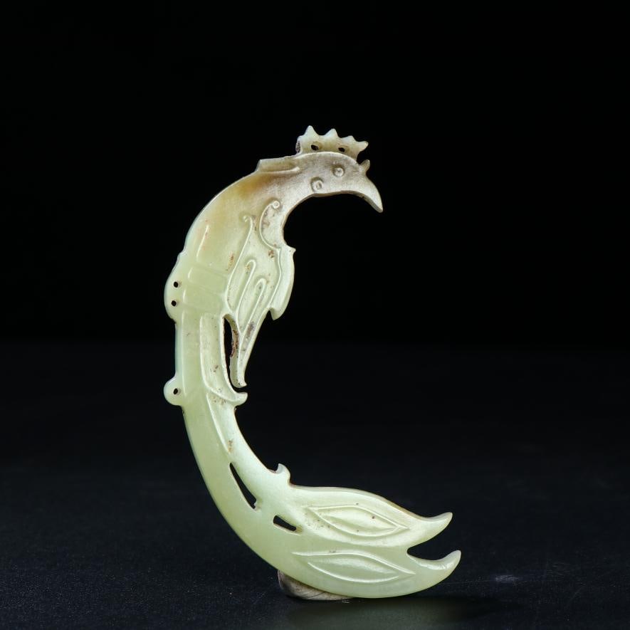 A beautiful Hetian jade seed material phoenix bird jade pendant: Exquisite Hetian jade seed material phoenix bird jade pendant Size:8.4cmW:0.02kg (The Dimensions Of All Batches Are Manually Measured.If You Need More Detailed Information, Please