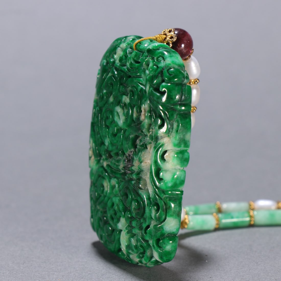 A beautiful jade entwined phoenix pattern card - 3