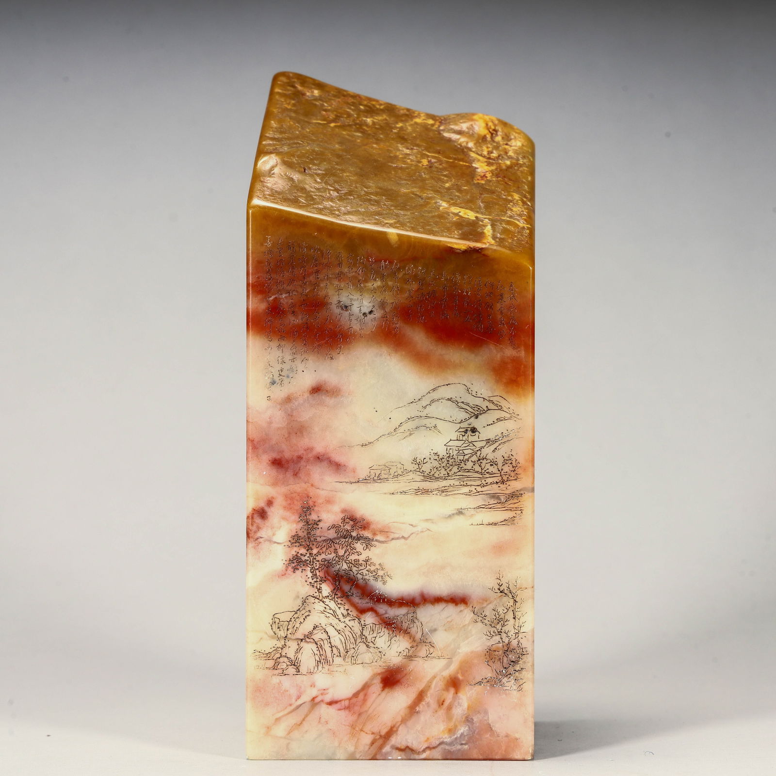 A fine Shoushan stone landscape poetry seal of the Qing Dynasty: Qing Dynasty's fine Shoushan stone landscape poetry seal Size: H:16cm L: 6.3cm W:6.3cm W:1471g (The Dimensions Of All Batches Are Manually Measured.If You Need More Detailed