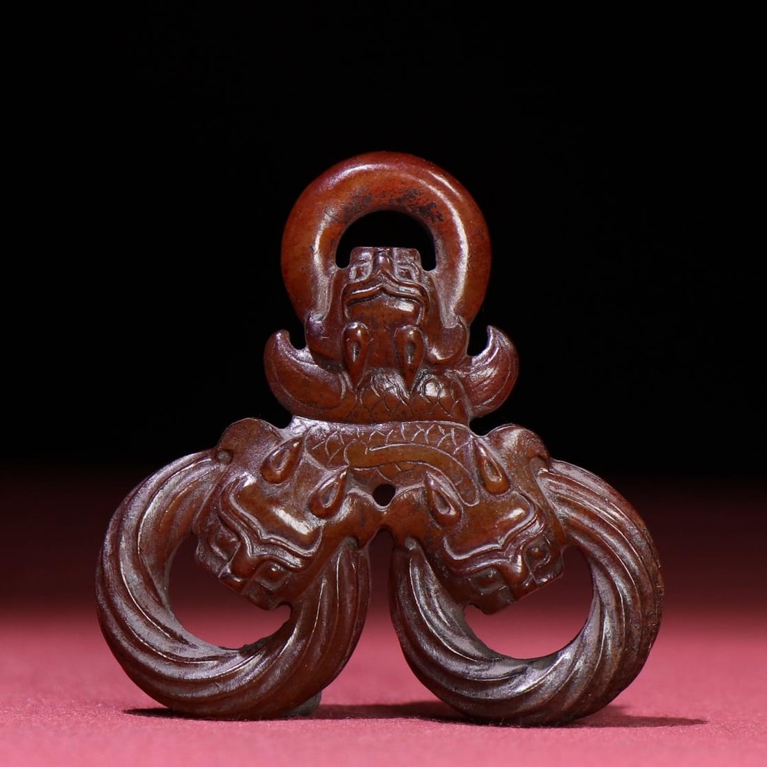 A beautiful Manqin twisted silk dragon ring pendant: Exquisite Manqin twisted silk dragon ring pendant Size:55x54x12mmW:34g (The Dimensions Of All Batches Are Manually Measured.If You Need More Detailed Information, Please Contact Our