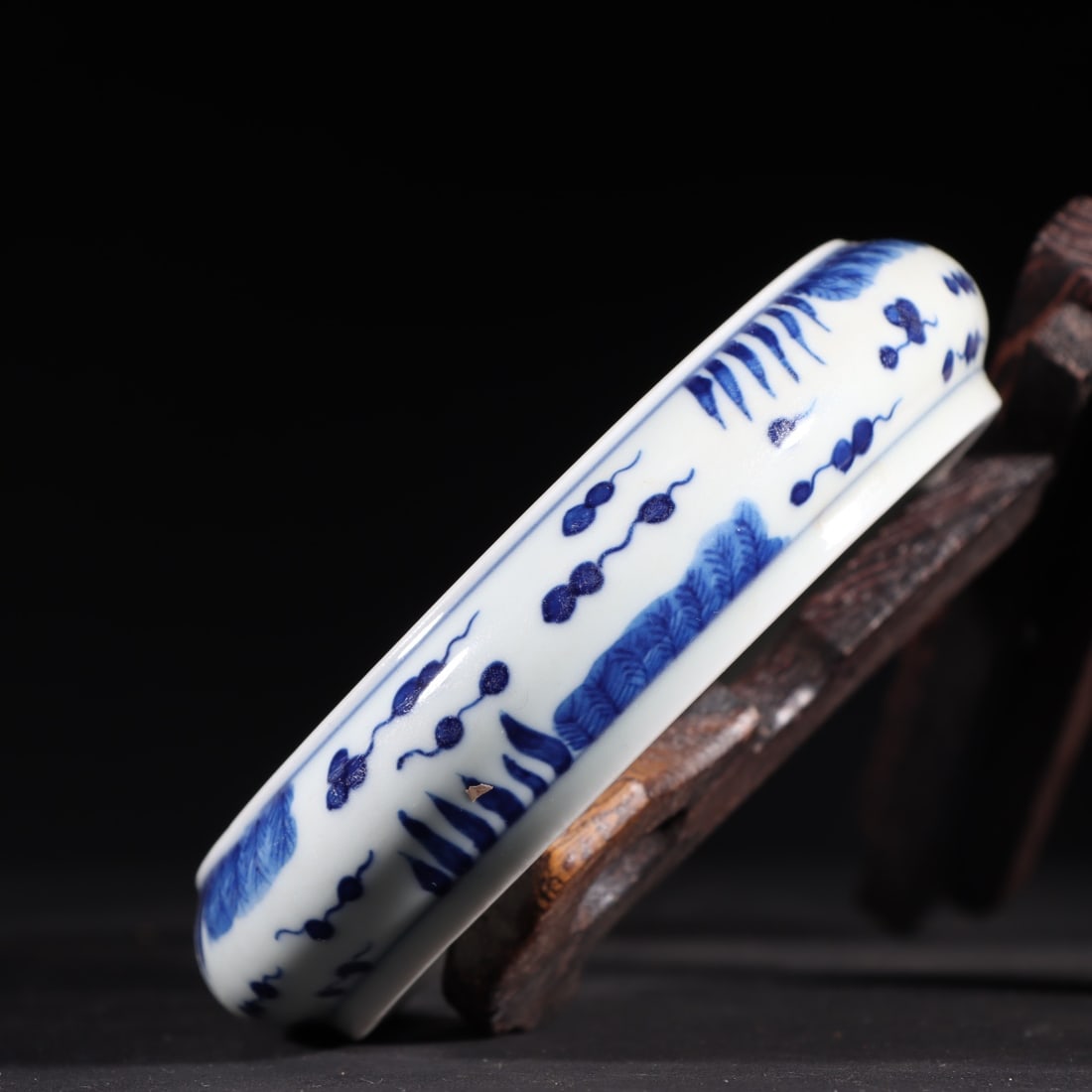 A Qing Dynasty mackerel algae pattern cover - 7