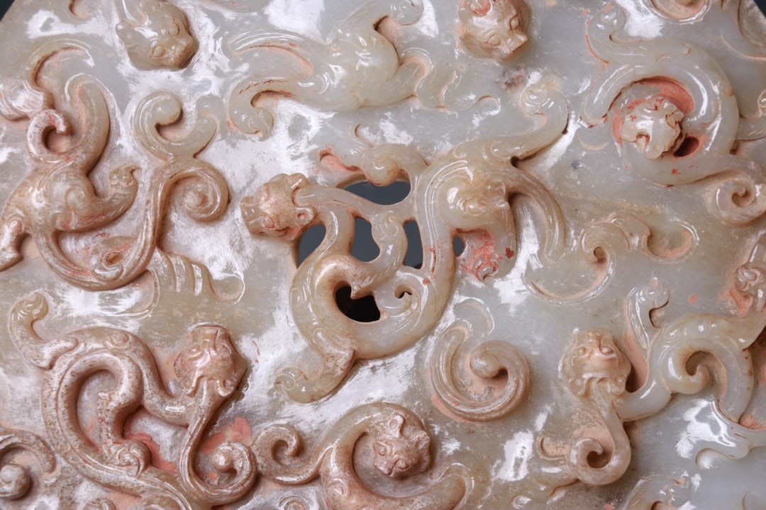 A beautiful Hetian jade dragon pattern valley pattern - 3