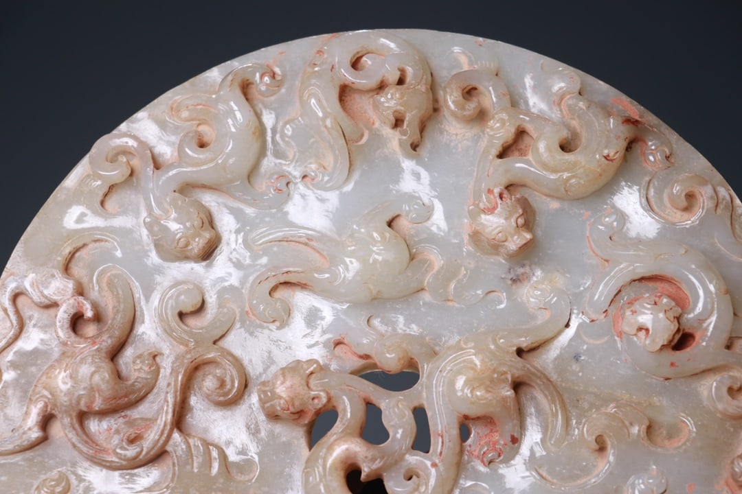 A beautiful Hetian jade dragon pattern valley pattern - 5
