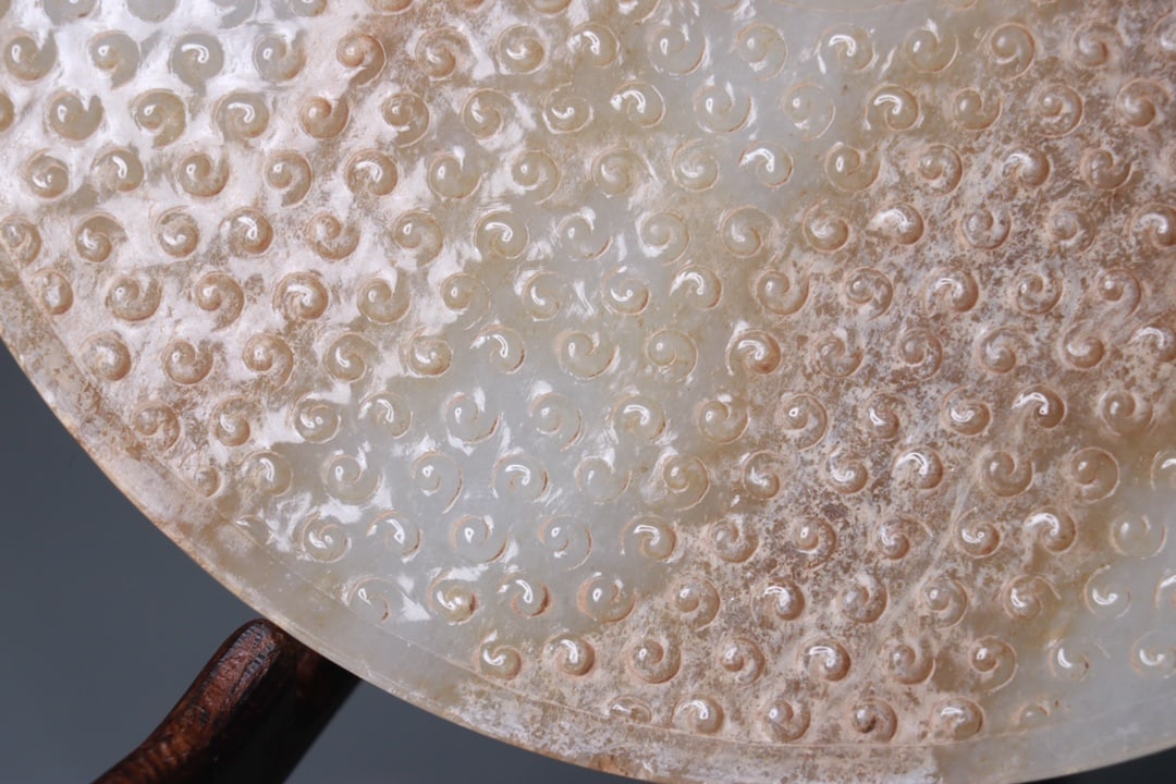 A beautiful Hetian jade dragon pattern valley pattern - 9